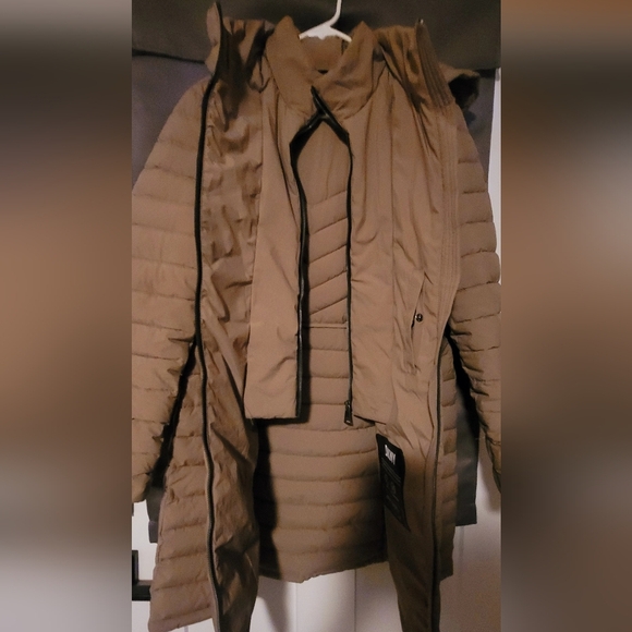 DKNY Women's Bib-Front Light-Weight Puffer Fleece Jacket size large, UK size 14 - Picture 2 of 10